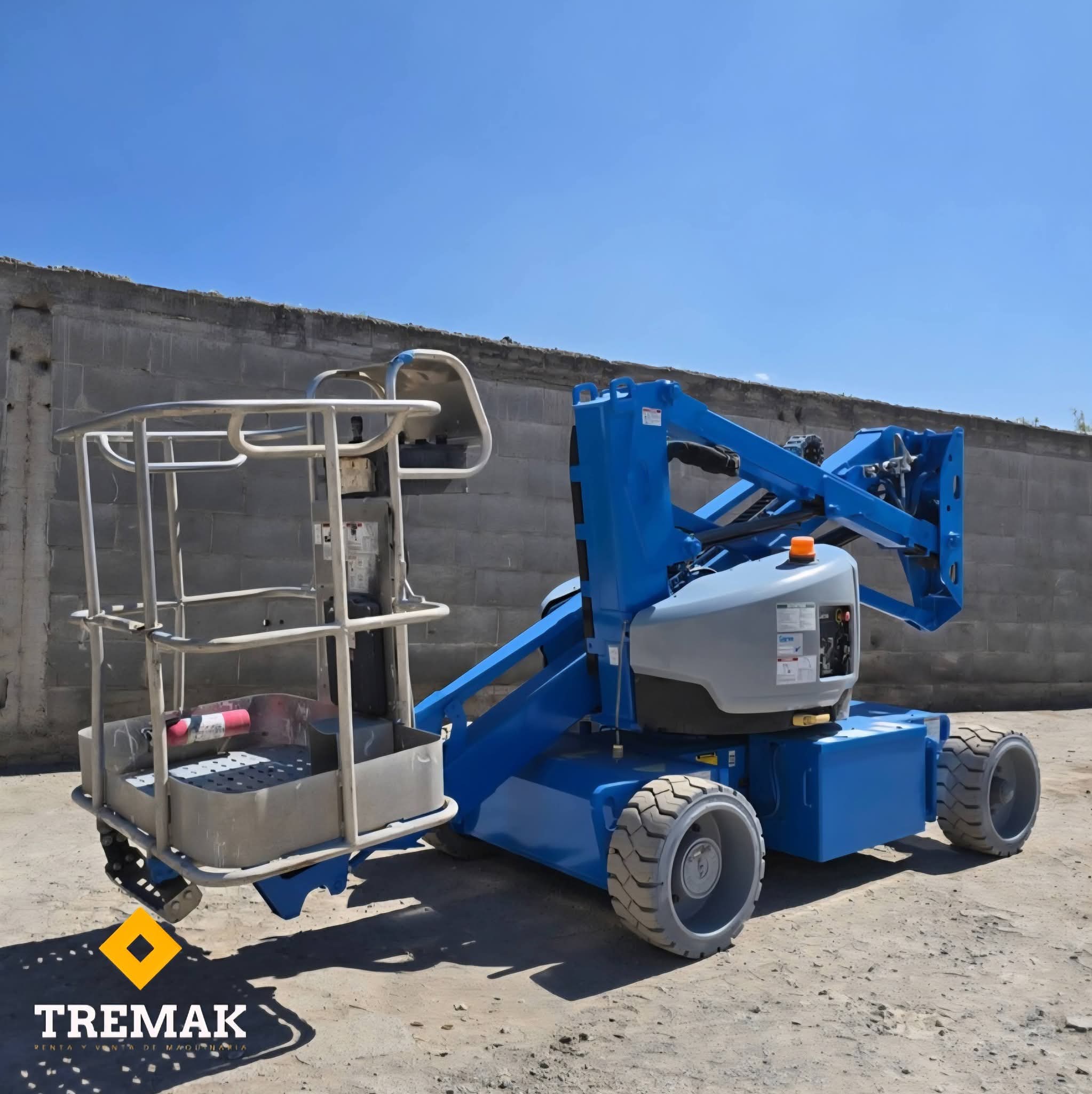 - Plataformas Telescópicas Eléctricas: S-60 FE, S-65 XC FE, S-80 XC FE, S-85 XC E, E600J, EC600SJ